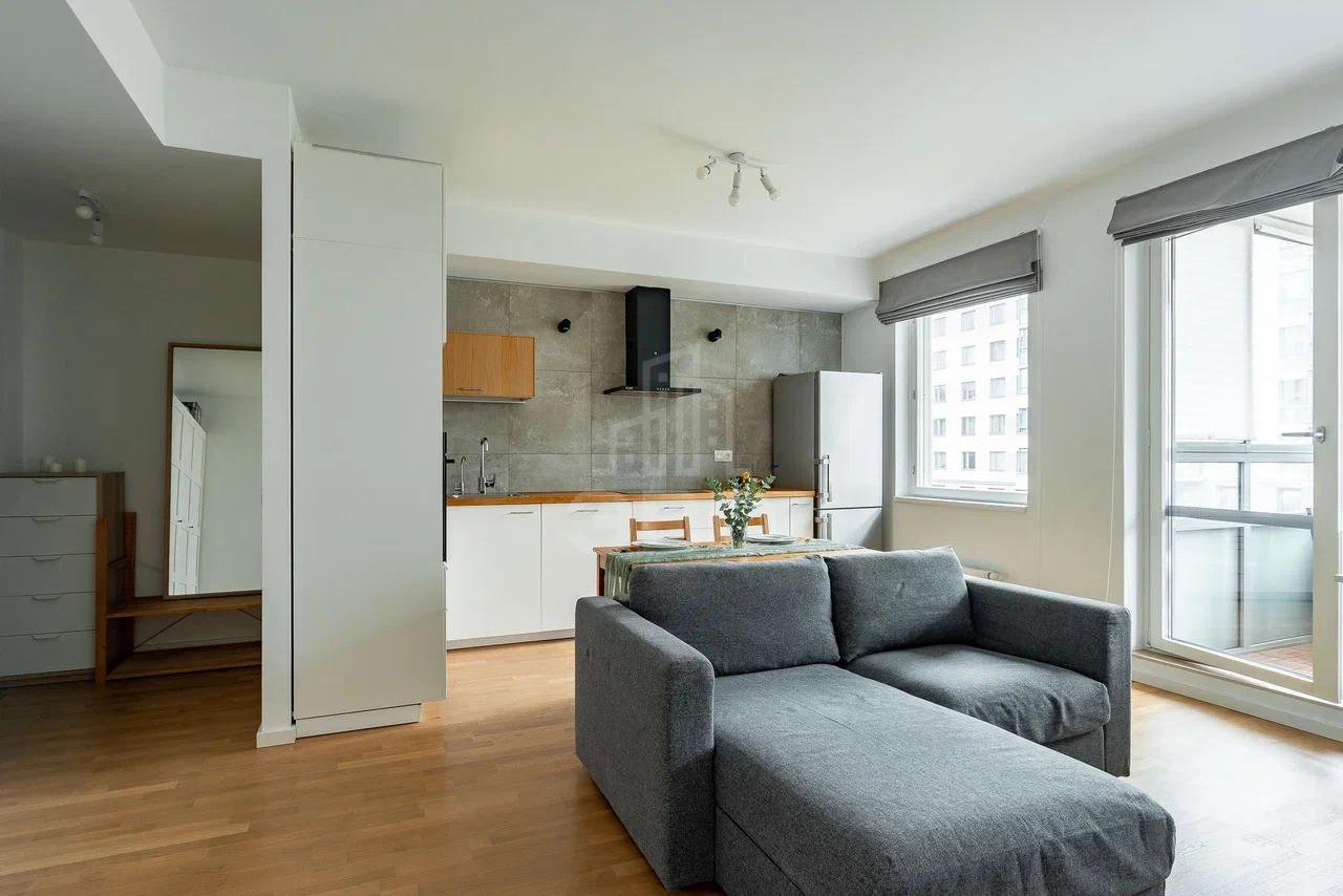 однокомнатная квартира в Санкт-Петербурге по адресу: Аптекарский пер., 18