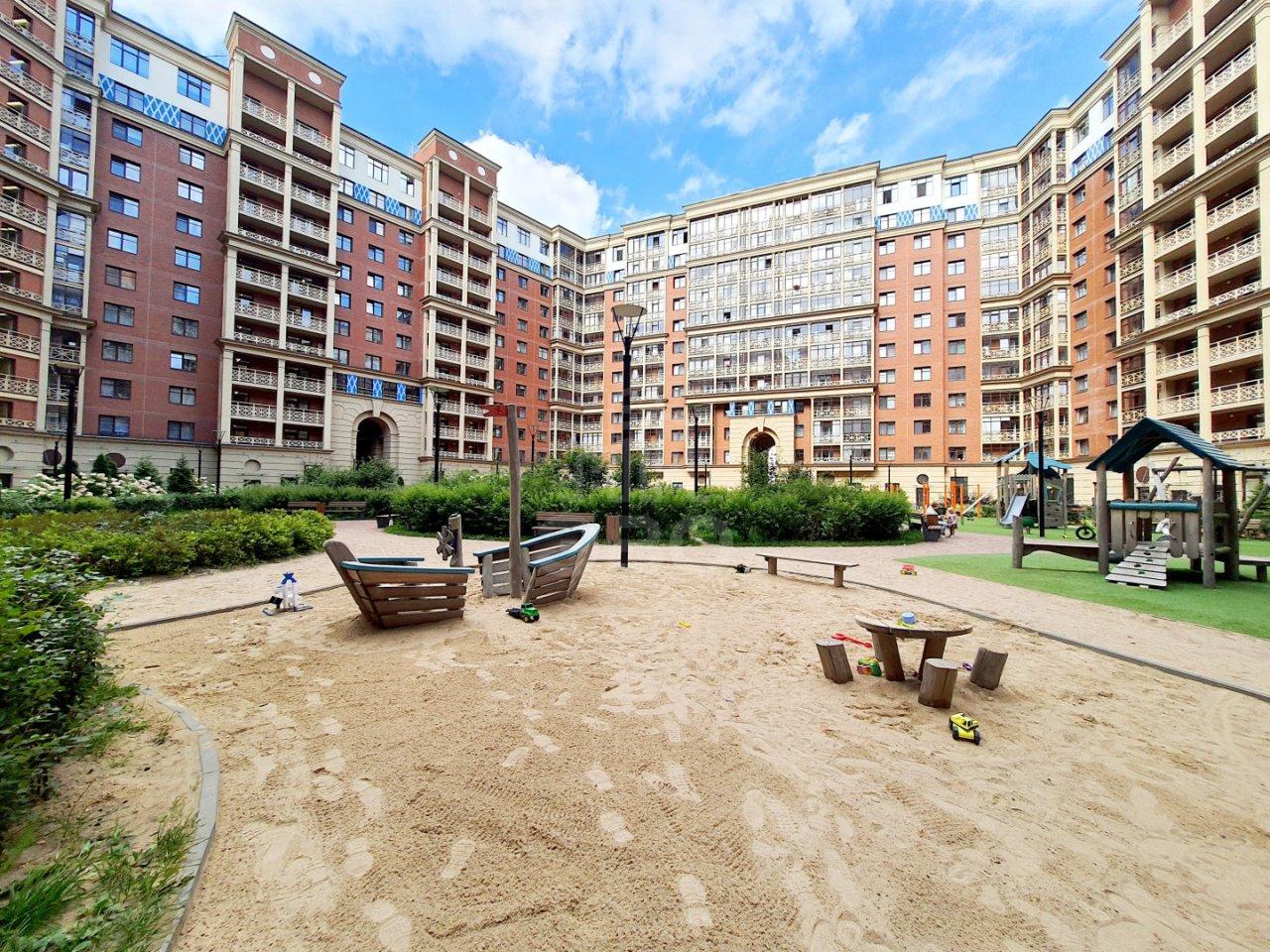 однокомнатная квартира в Санкт-Петербурге по адресу: Плесецкая ул., 2