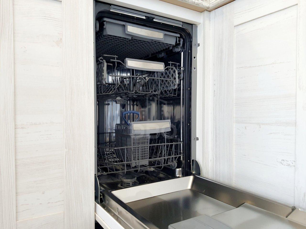 однокомнатная квартира в Санкт-Петербурге по адресу: Плесецкая ул., 2