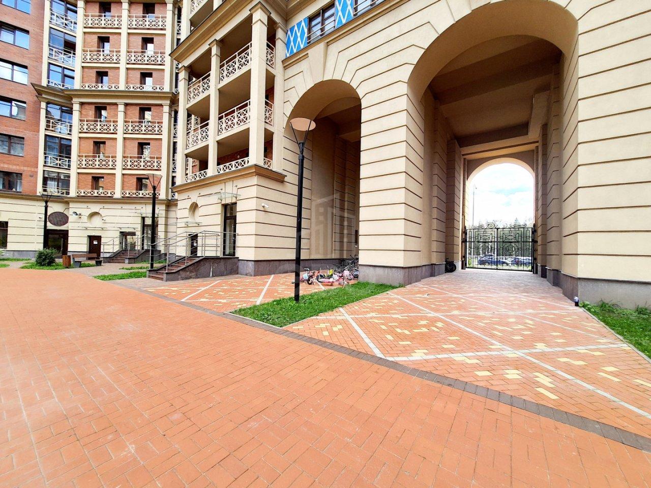 однокомнатная квартира в Санкт-Петербурге по адресу: Плесецкая ул., 2