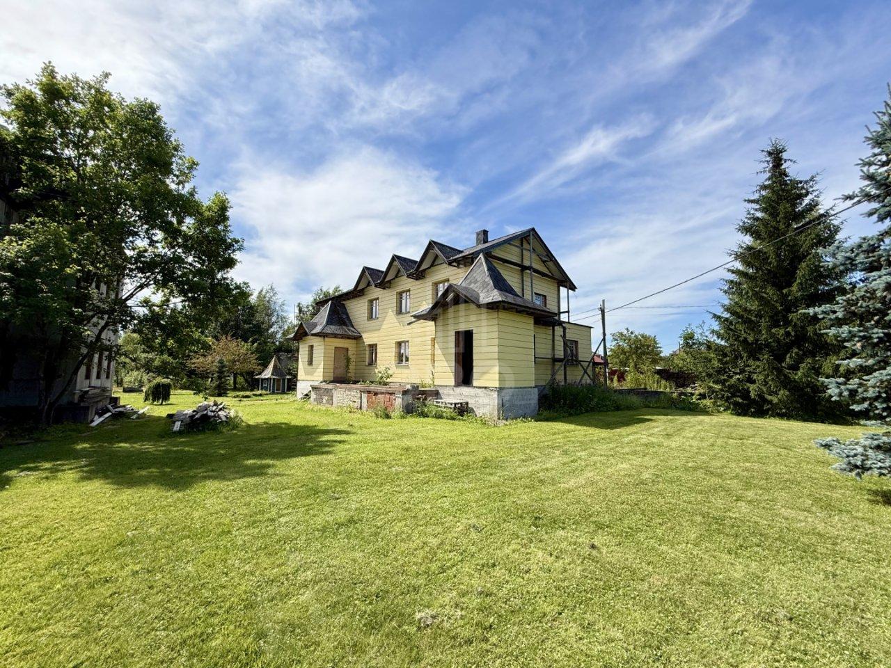 загородная недвижимость в Санкт-Петербурге по адресу: 4-я линия