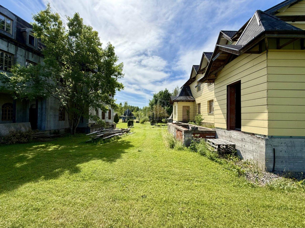 загородная недвижимость в Санкт-Петербурге по адресу: 4-я линия