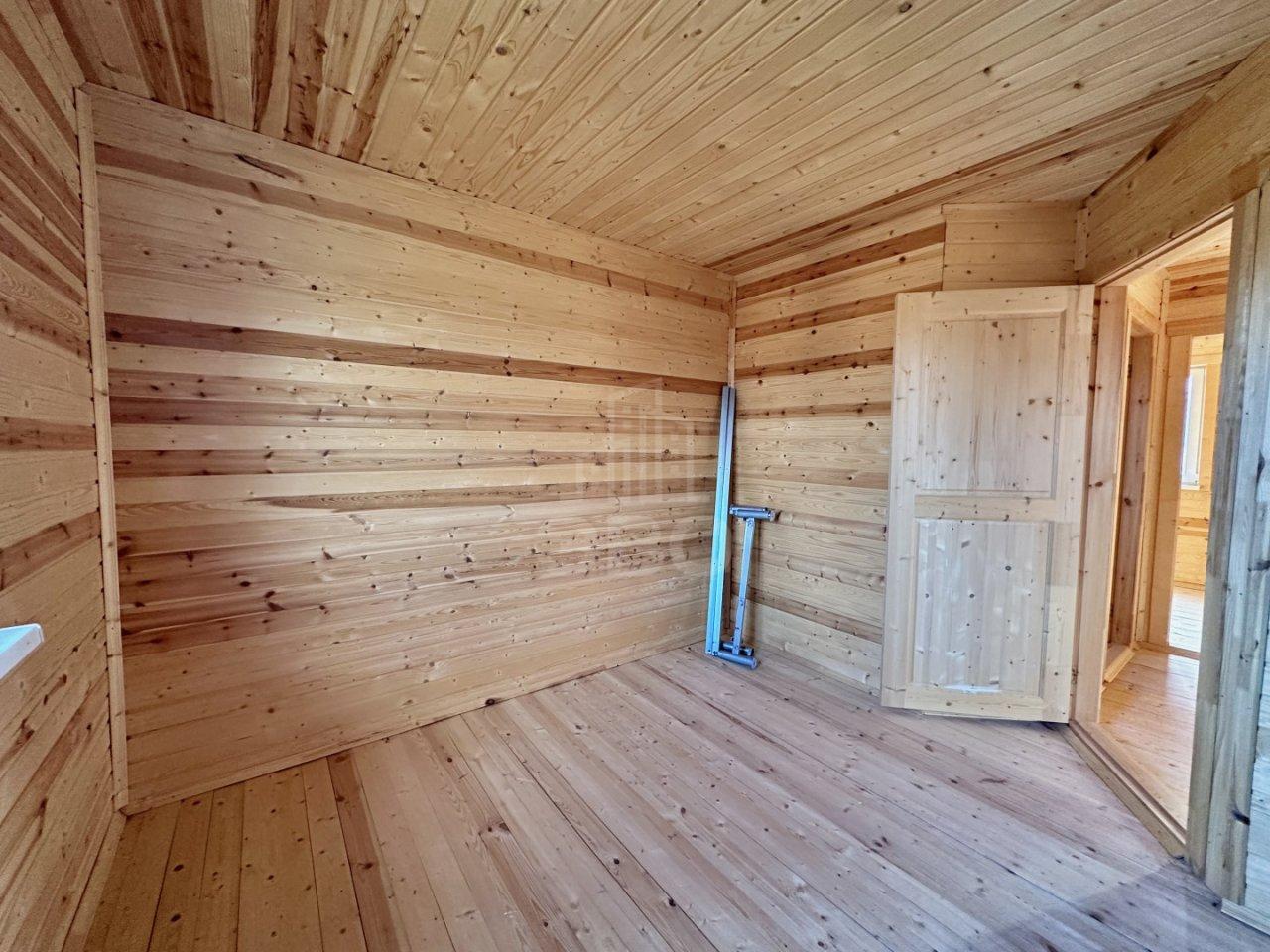 загородная недвижимость в Санкт-Петербурге по адресу: 15-я линия