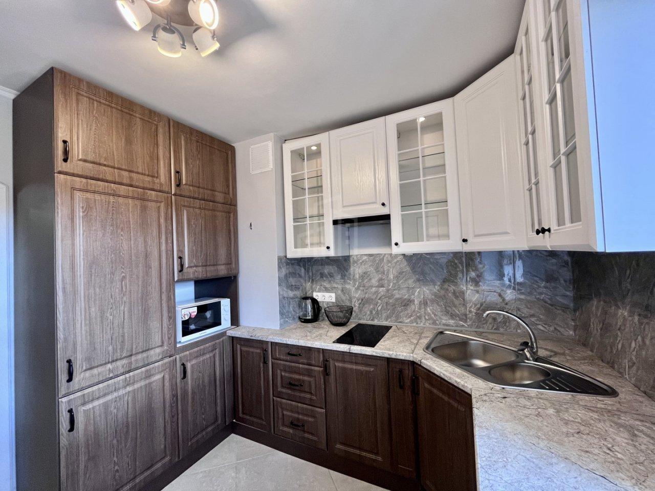 двухкомнатная квартира в Санкт-Петербурге по адресу: Новосмоленская наб., 1