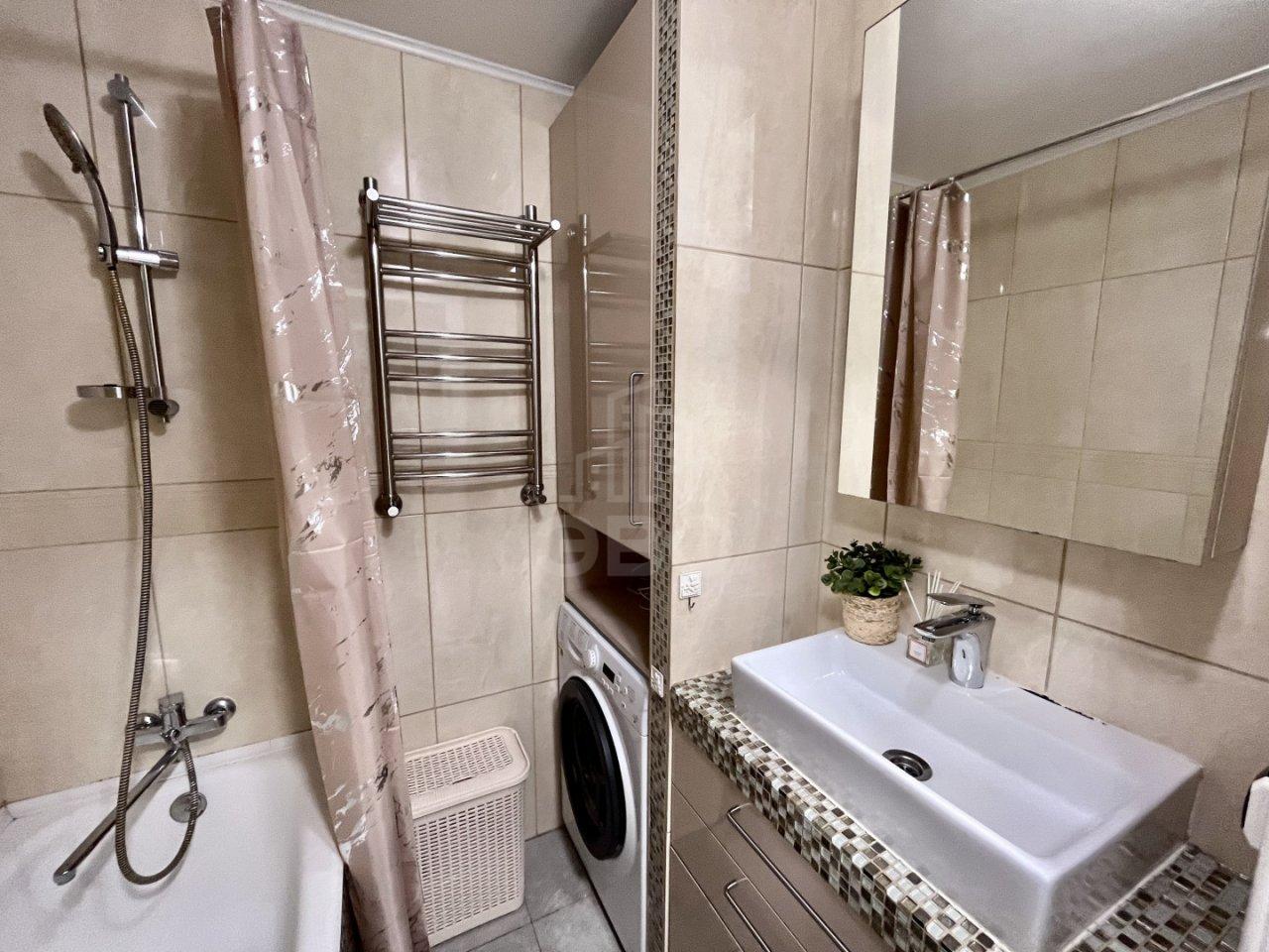 двухкомнатная квартира в Санкт-Петербурге по адресу: Новосмоленская наб., 1