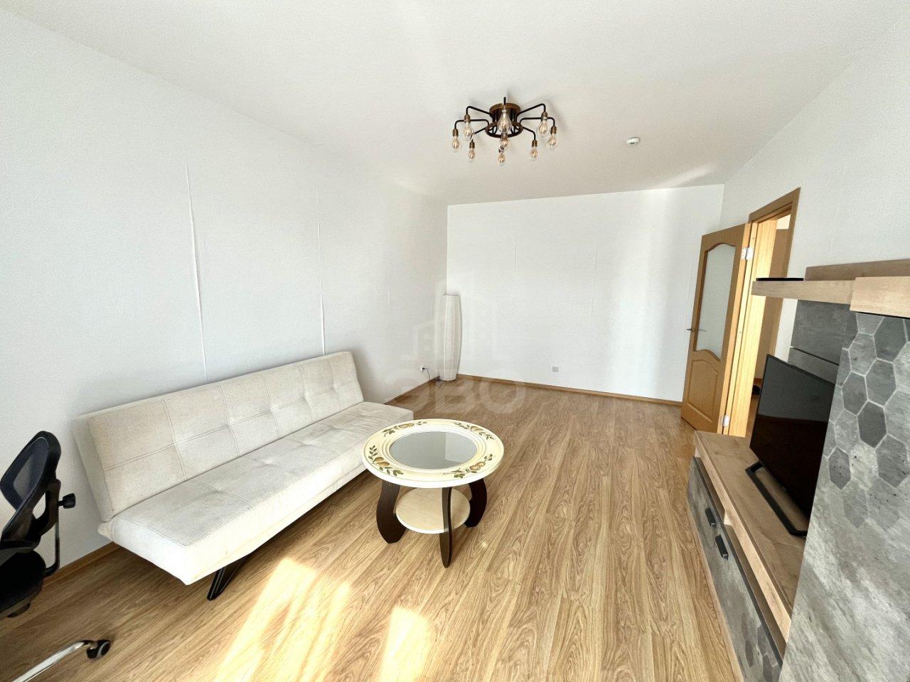 двухкомнатная квартира в Санкт-Петербурге по адресу: Парашютная ул., 61, к 4, строение 1