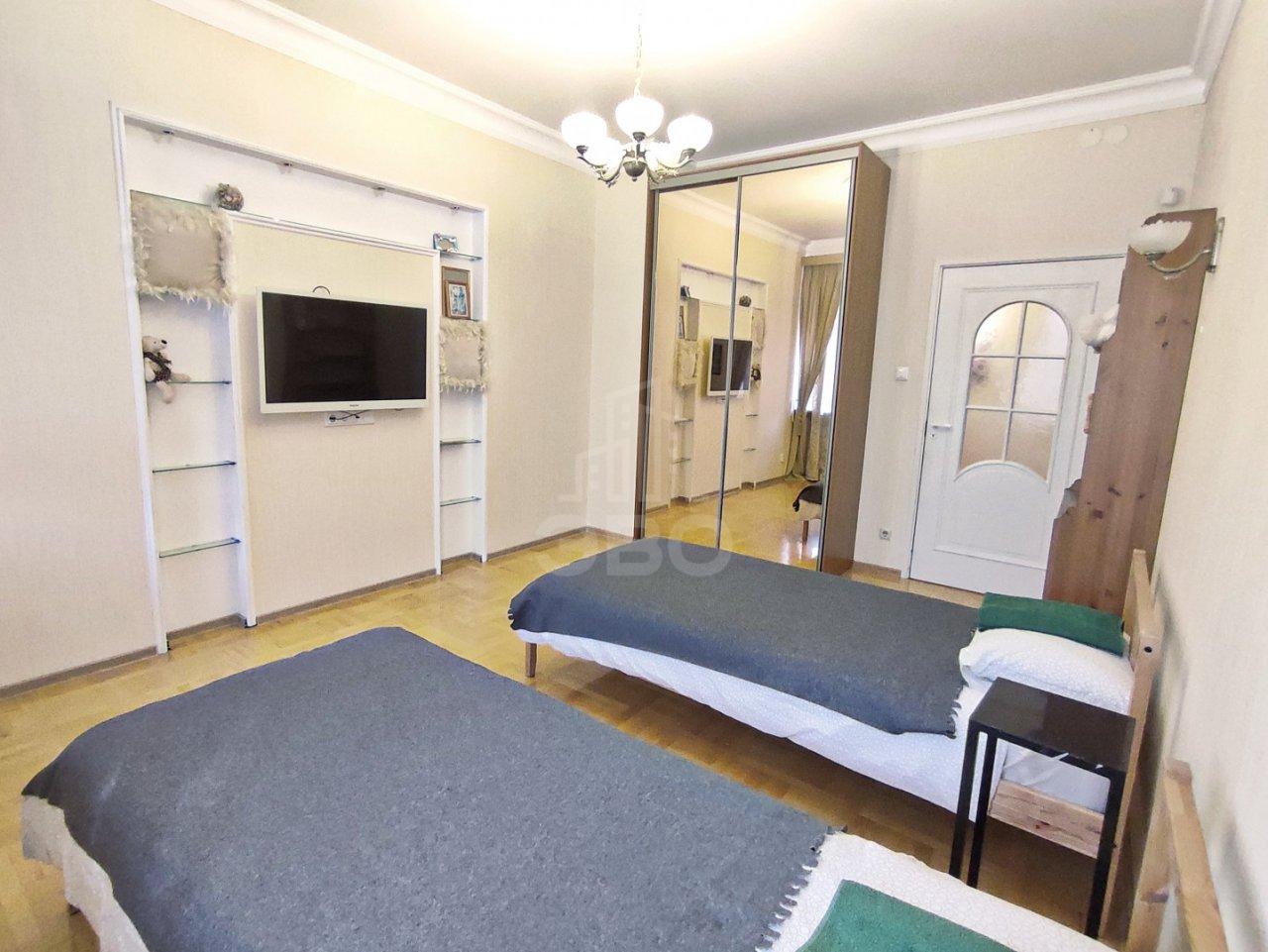 трехкомнатная квартира в Санкт-Петербурге по адресу: Пушкинская ул., 3