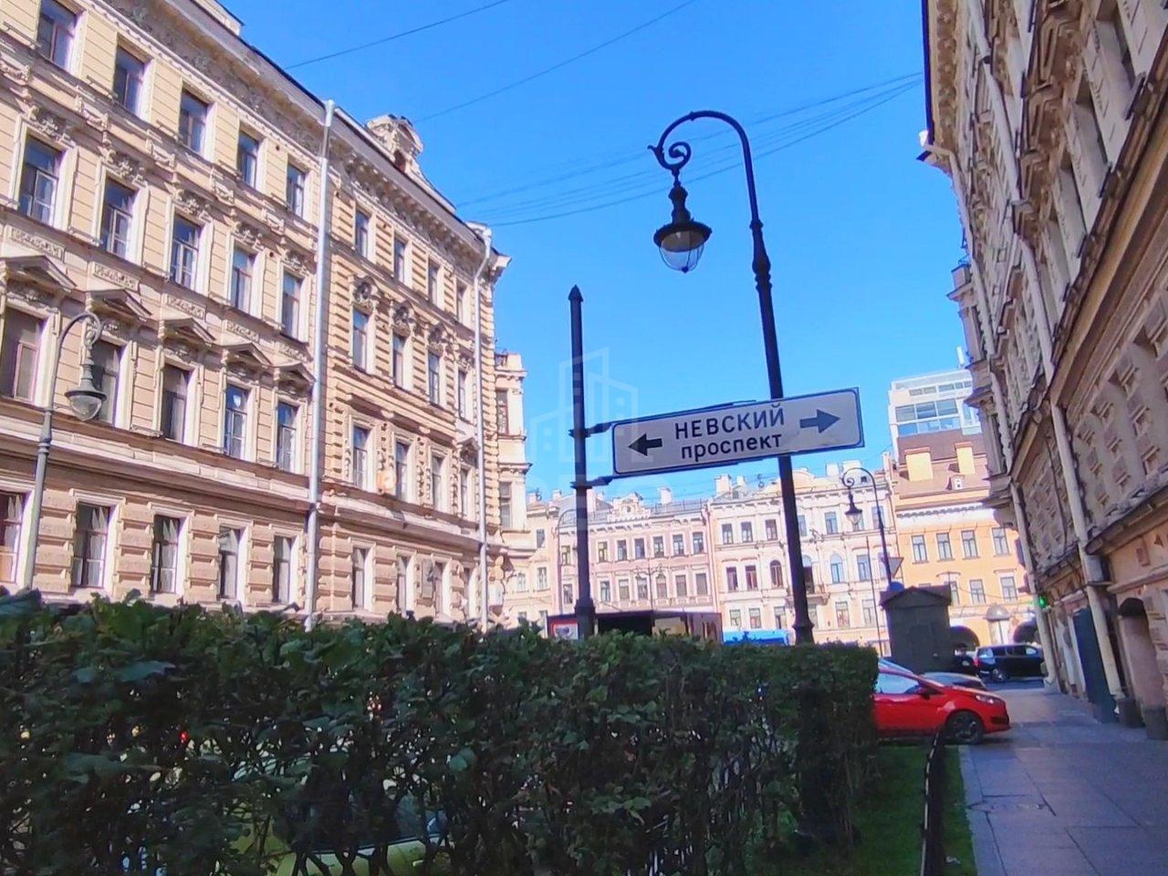 трехкомнатная квартира в Санкт-Петербурге по адресу: Пушкинская ул., 3