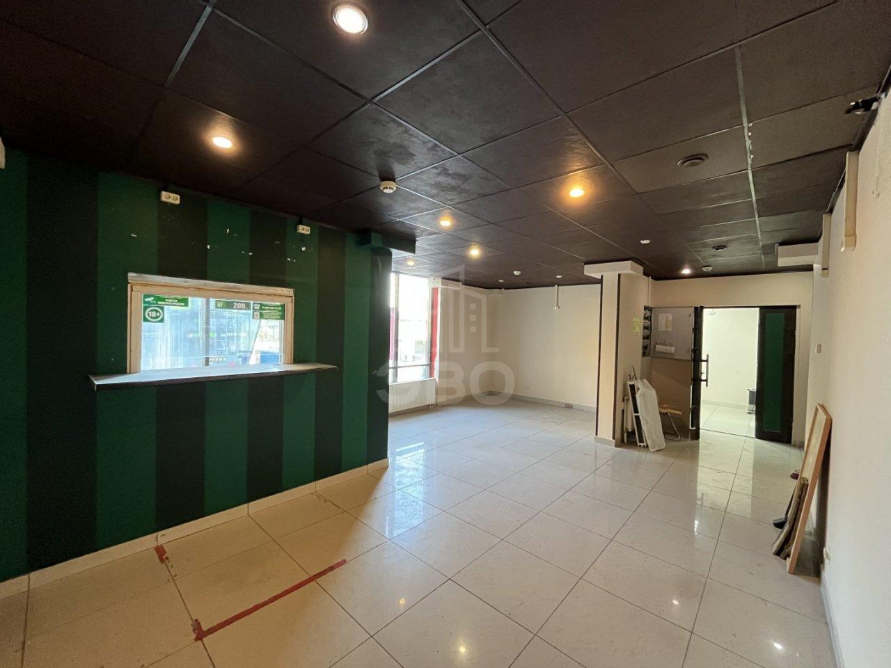 коммерция в Санкт-Петербурге по адресу: Уткин проспект, 13, к 15