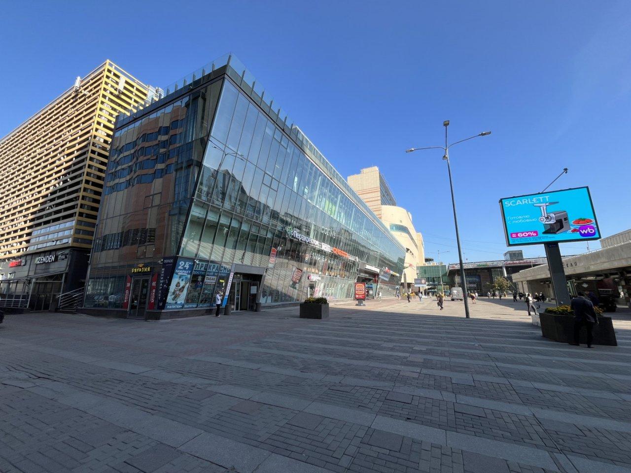 коммерция в Санкт-Петербурге по адресу: Уткин проспект, 13, к 15