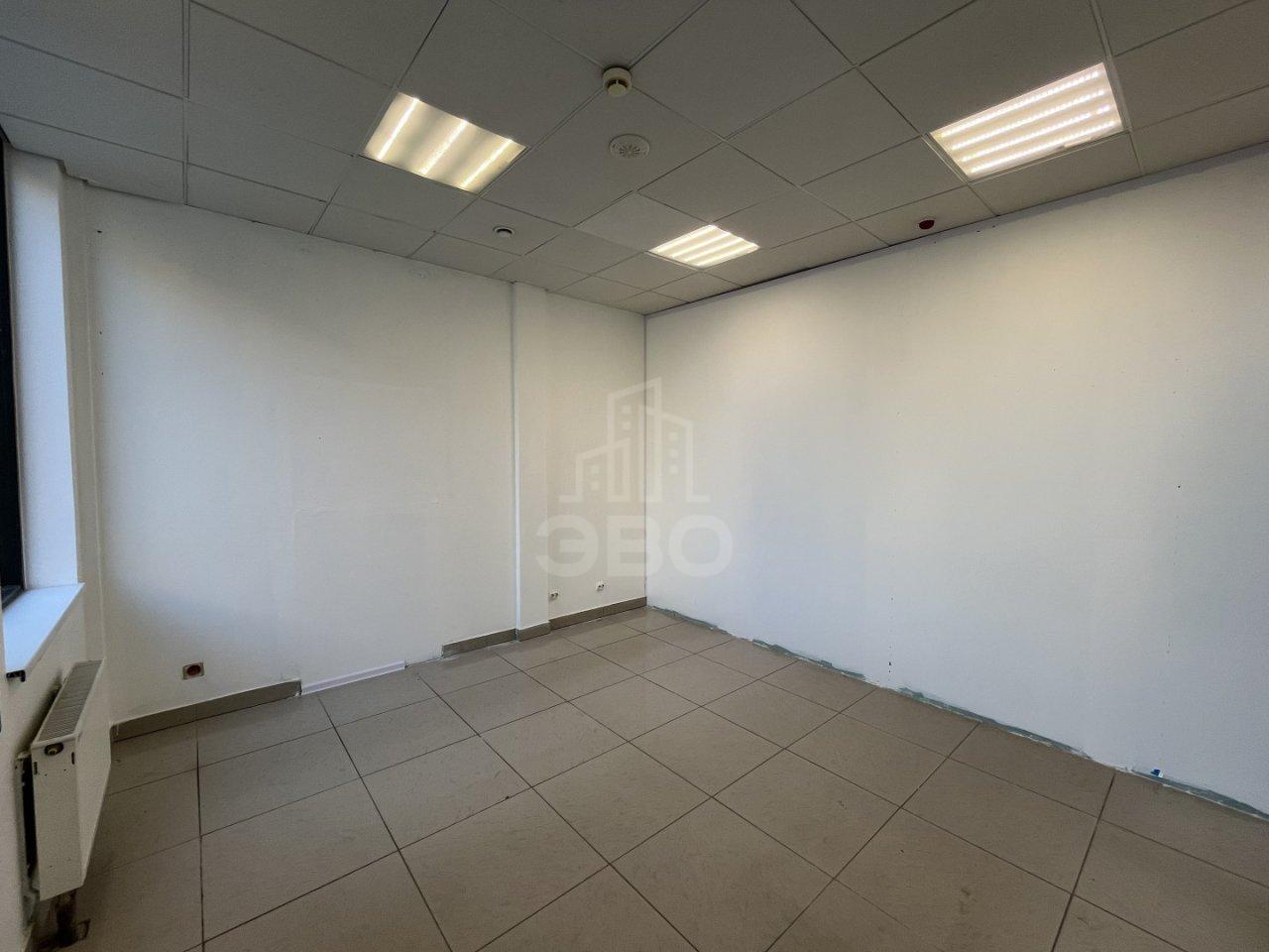 коммерция в Санкт-Петербурге по адресу: Уткин проспект, 13, к 15