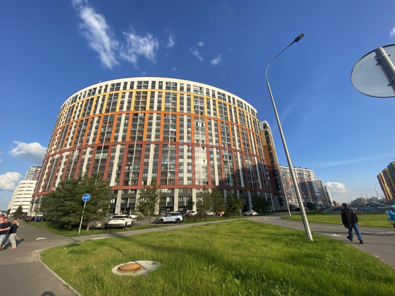 однокомнатная квартира в Санкт-Петербурге по адресу: Комендантский проспект, 65, к 1