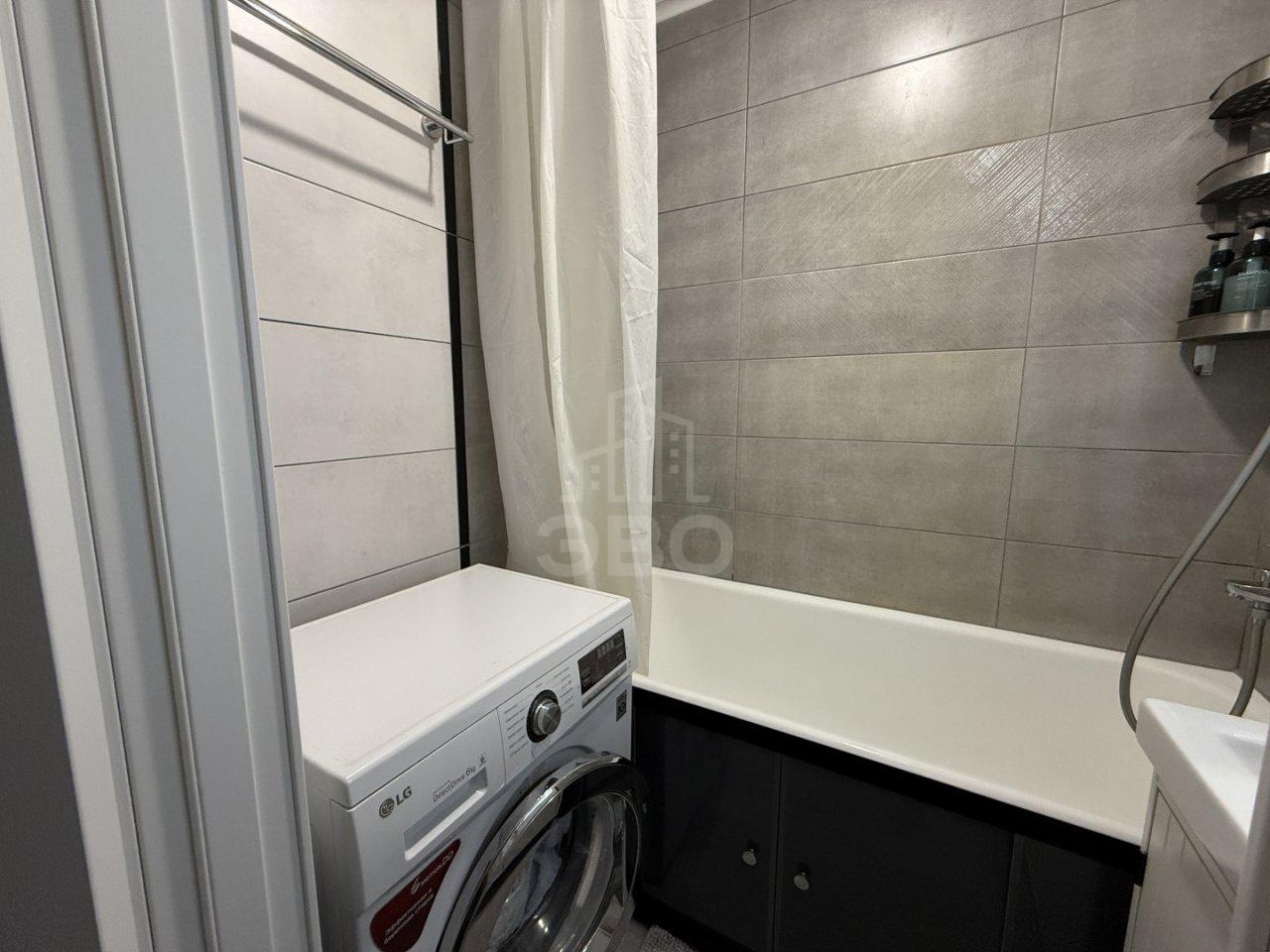 трехкомнатная квартира в Санкт-Петербурге по адресу: Коллонтай ул., 24, к 2, литера А