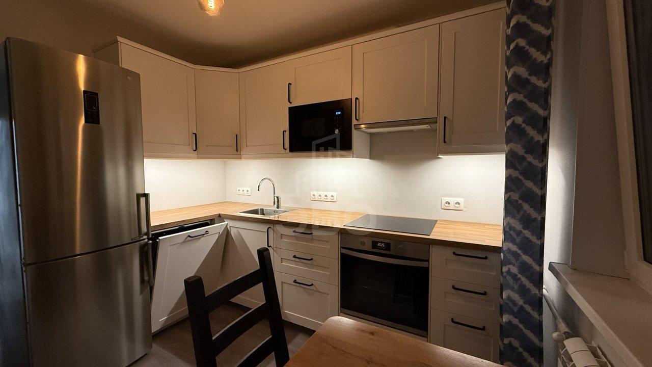 трехкомнатная квартира в Санкт-Петербурге по адресу: Коллонтай ул., 24, к 2, литера А