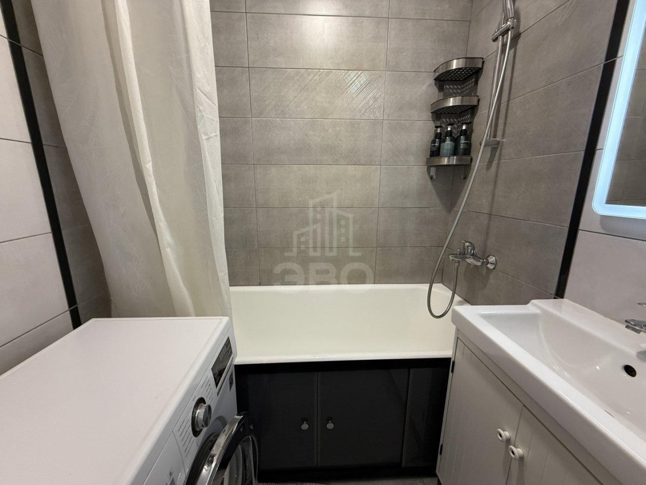 трехкомнатная квартира в Санкт-Петербурге по адресу: Коллонтай ул., 24, к 2, литера А