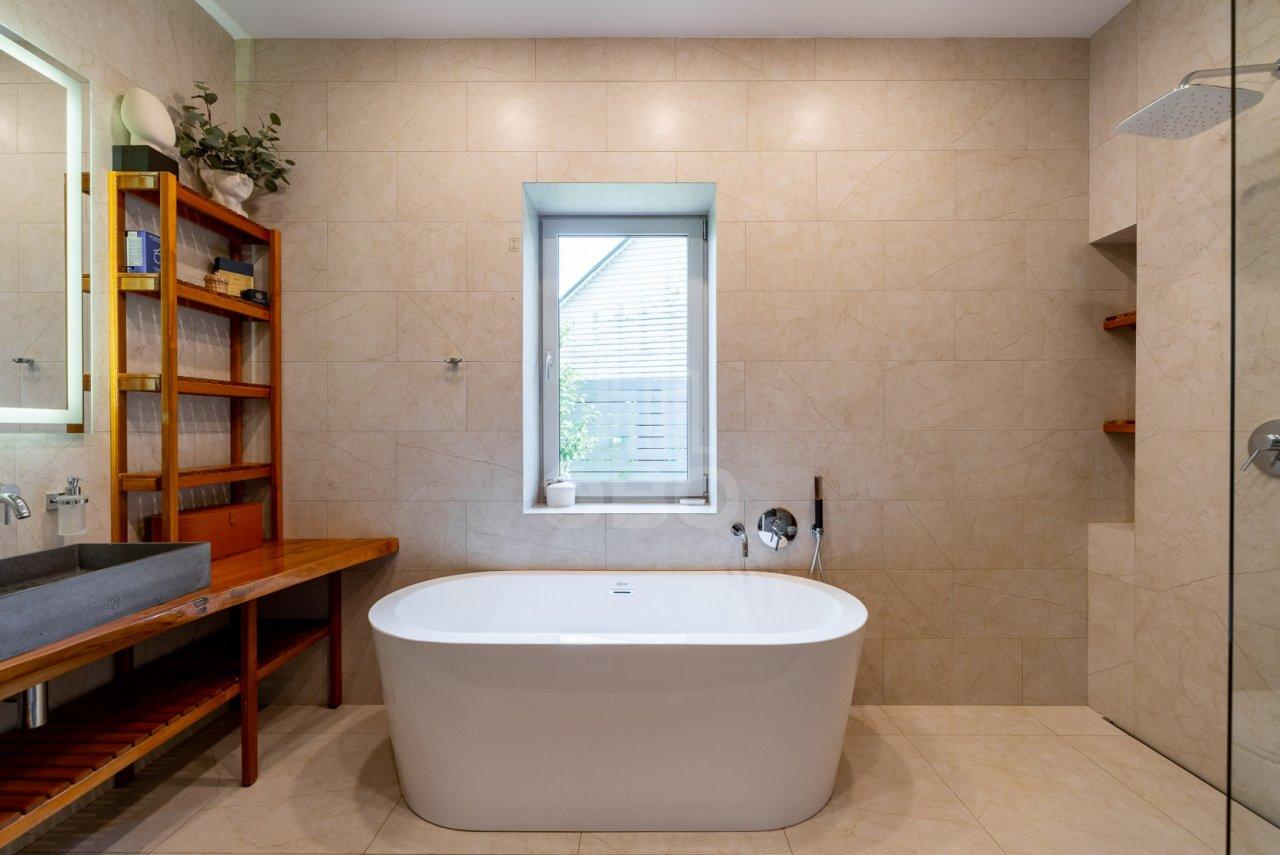 загородная недвижимость в Ленинградской области по адресу: Ленинградская область, Выборгский район, Спутник(свх Ленинский) снт, д.63