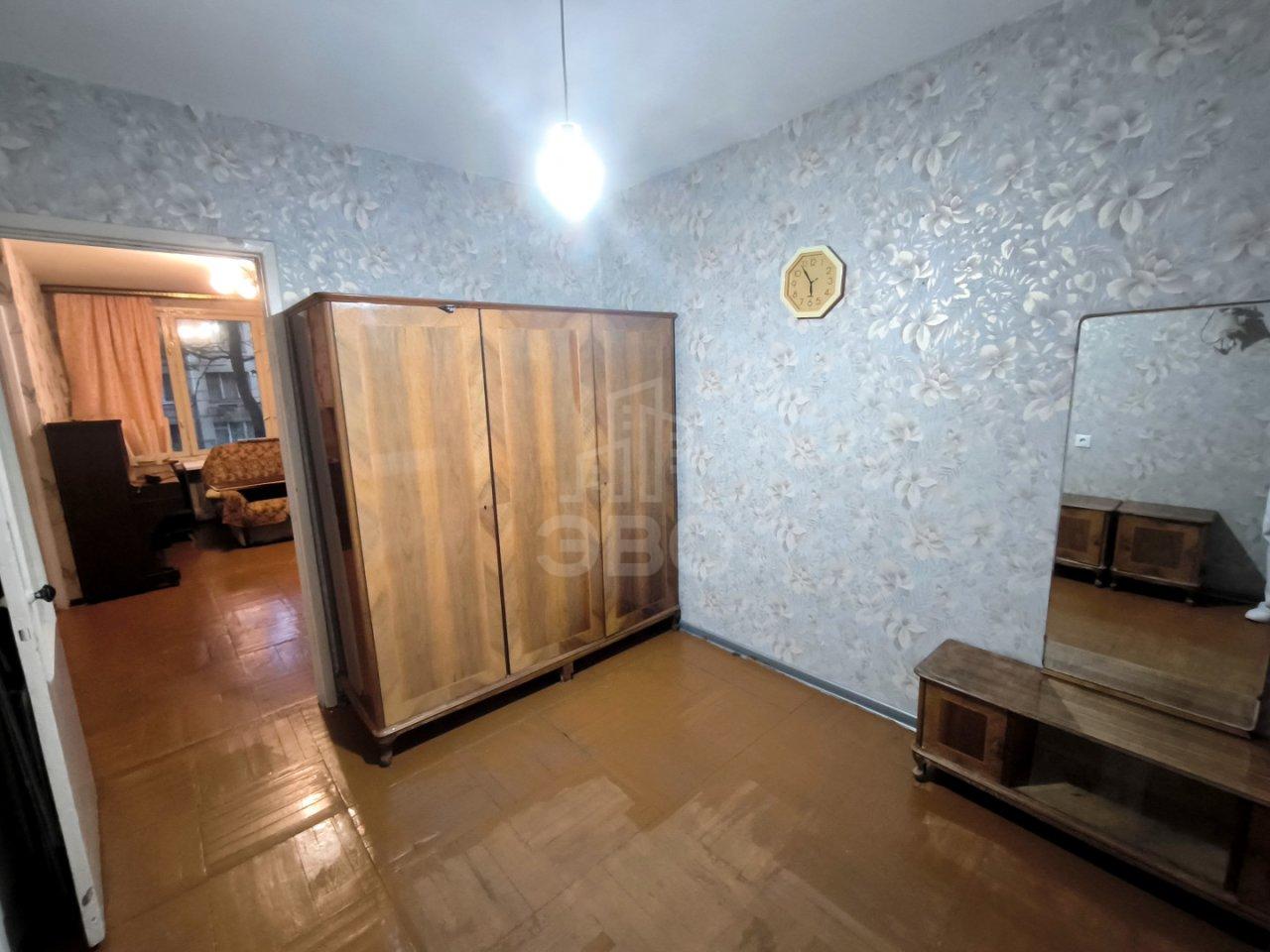 четырехкомнатная квартира в Санкт-Петербурге по адресу: Костюшко ул., 90