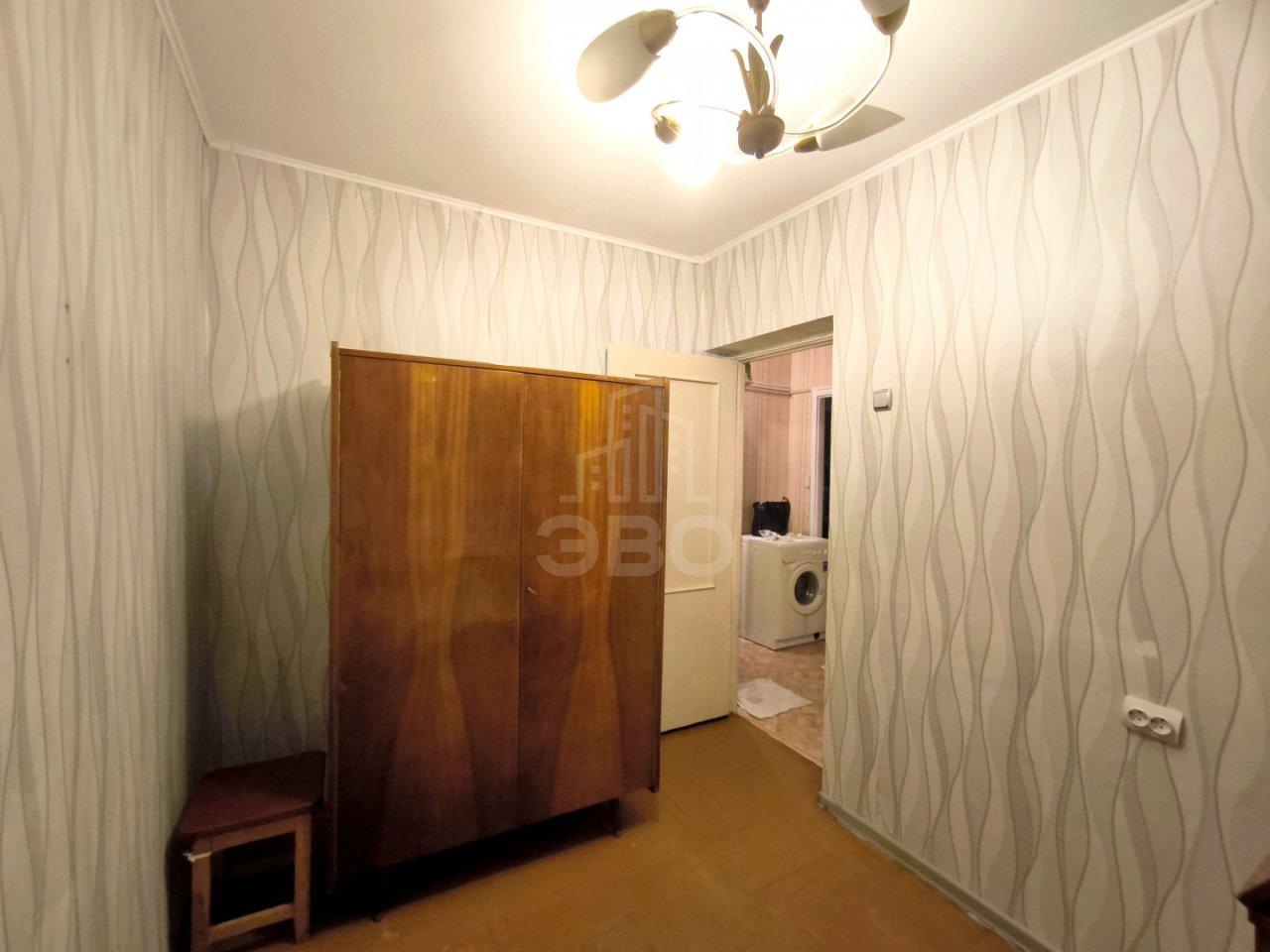 четырехкомнатная квартира в Санкт-Петербурге по адресу: Костюшко ул., 90