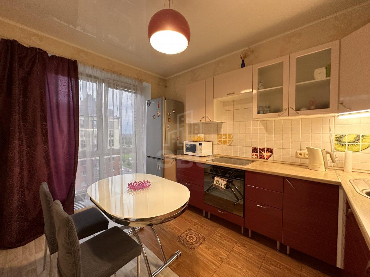 двухкомнатная квартира в Санкт-Петербурге по адресу: Ленинградская ул., 7