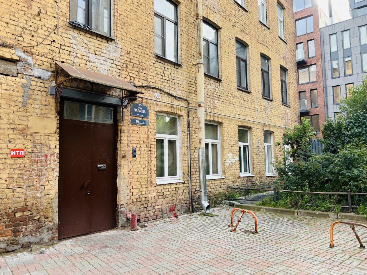 однокомнатная квартира в Санкт-Петербурге по адресу: Чапаева ул., 19, литера Б