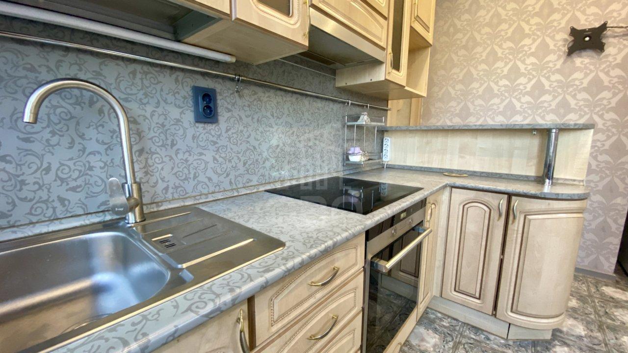 однокомнатная квартира в Санкт-Петербурге по адресу: Петергофское ш., 45