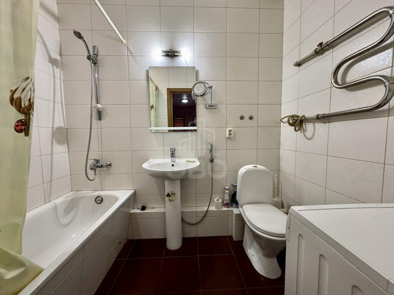 двухкомнатная квартира в Санкт-Петербурге по адресу: Революции ш., 18, к 2