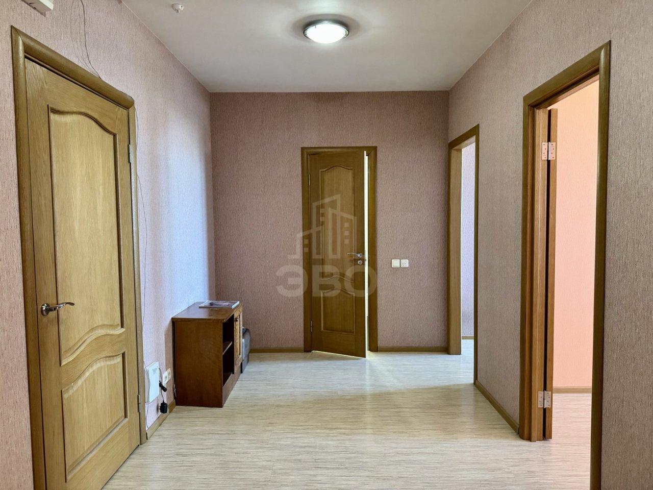 двухкомнатная квартира в Санкт-Петербурге по адресу: Революции ш., 18, к 2