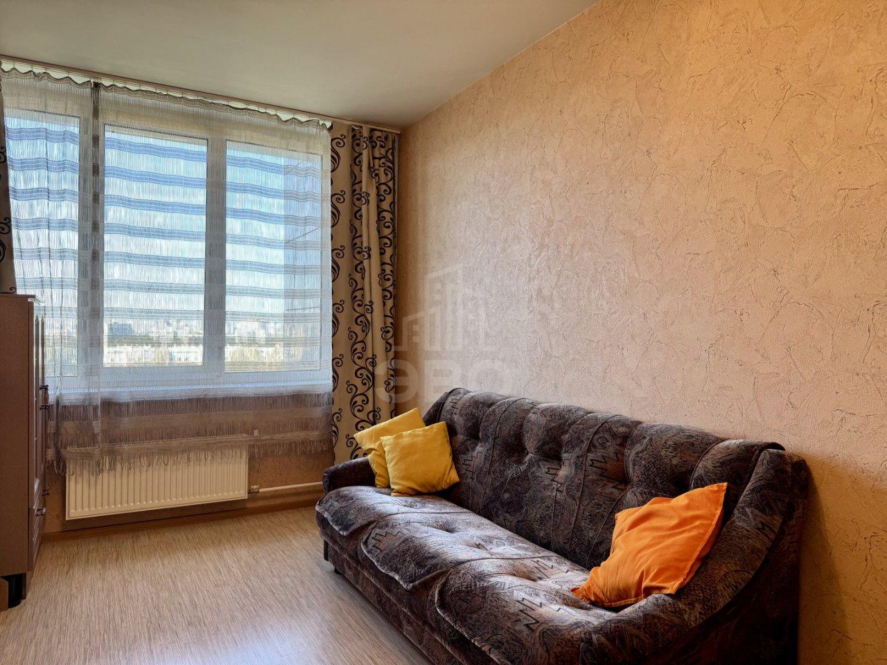 двухкомнатная квартира в Санкт-Петербурге по адресу: Революции ш., 18, к 2