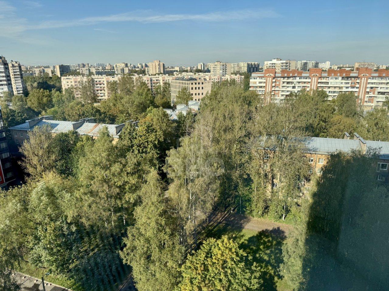 двухкомнатная квартира в Санкт-Петербурге по адресу: Революции ш., 18, к 2