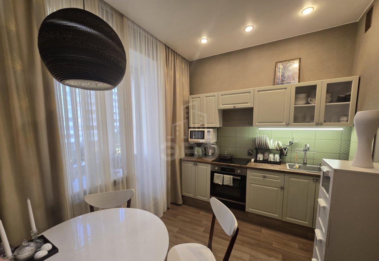 однокомнатная квартира в Санкт-Петербурге по адресу: Новоколомяжский проспект, 4, к 1