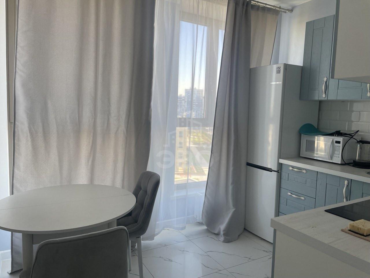 однокомнатная квартира в Санкт-Петербурге по адресу: Челюскина ул., 2, к 1