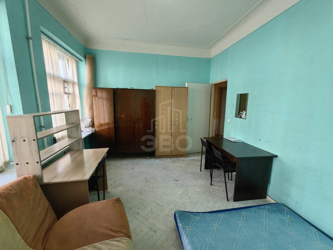 трехкомнатная квартира в Санкт-Петербурге по адресу: Невский проспект, 146