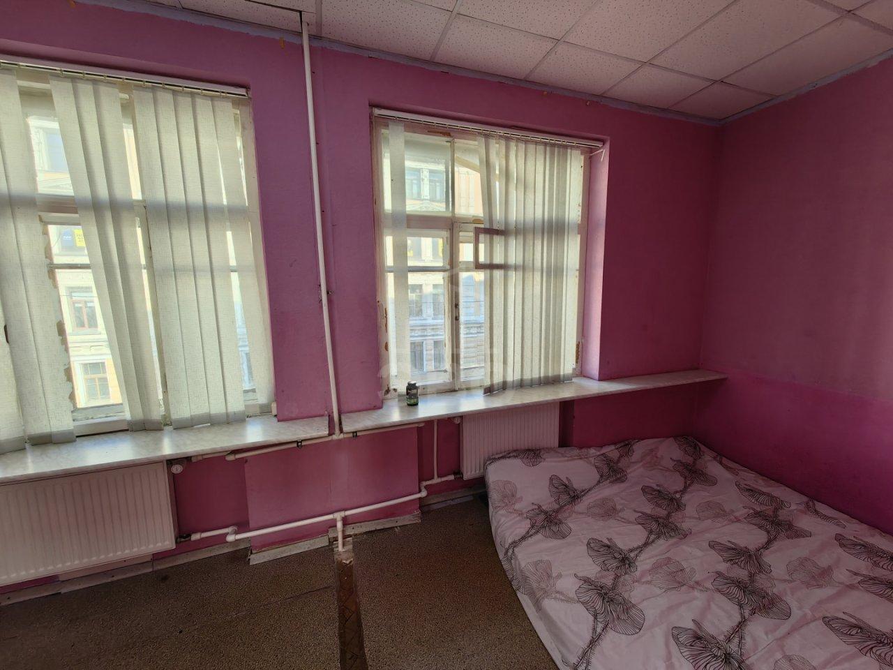 трехкомнатная квартира в Санкт-Петербурге по адресу: Невский проспект, 146