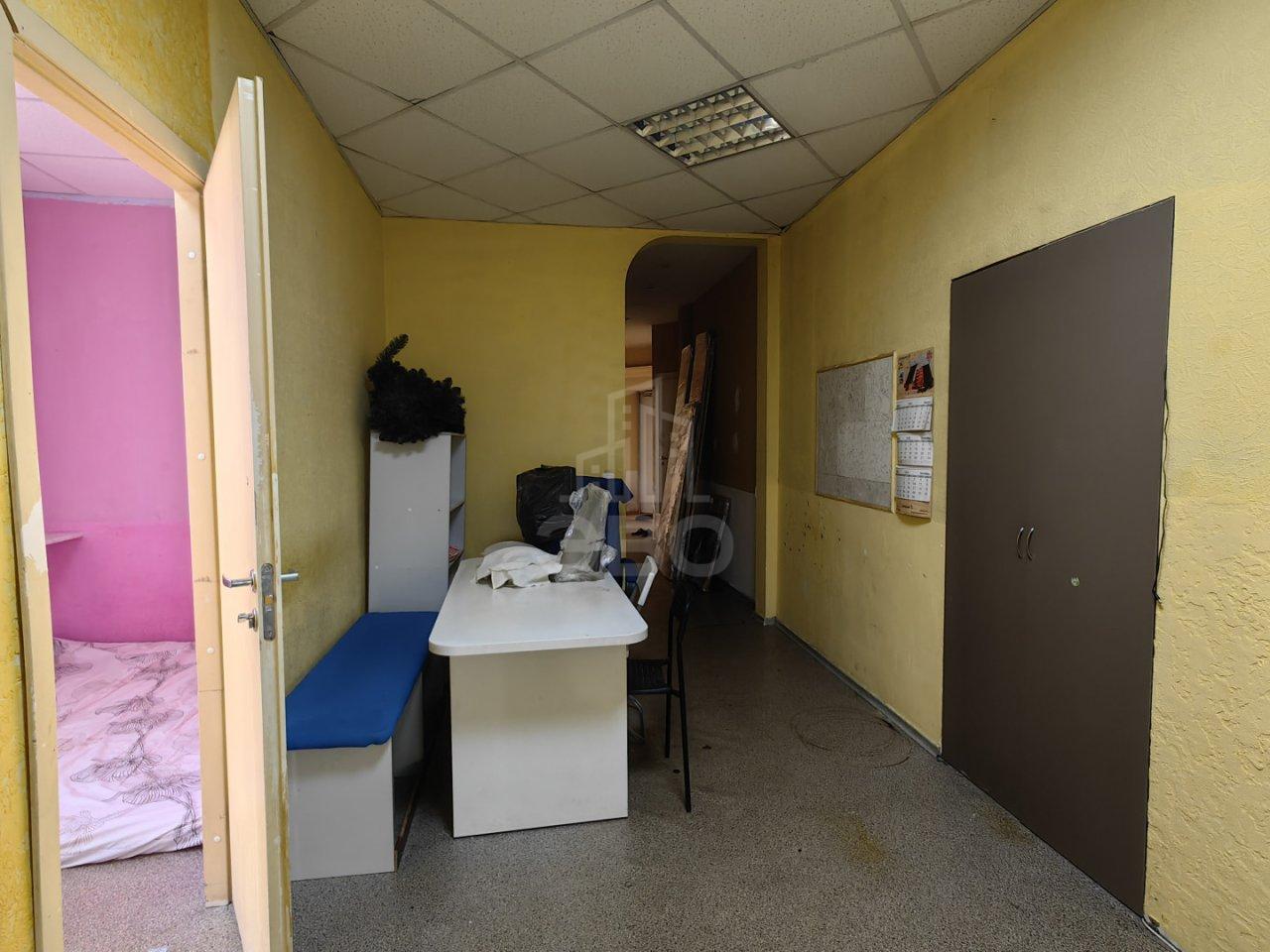 трехкомнатная квартира в Санкт-Петербурге по адресу: Невский проспект, 146