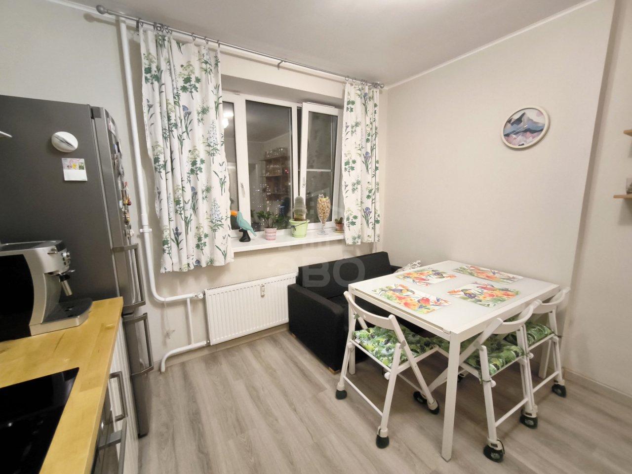 двухкомнатная квартира в Санкт-Петербурге по адресу: Фёдора Абрамова ул., 21, к 3, строение 1