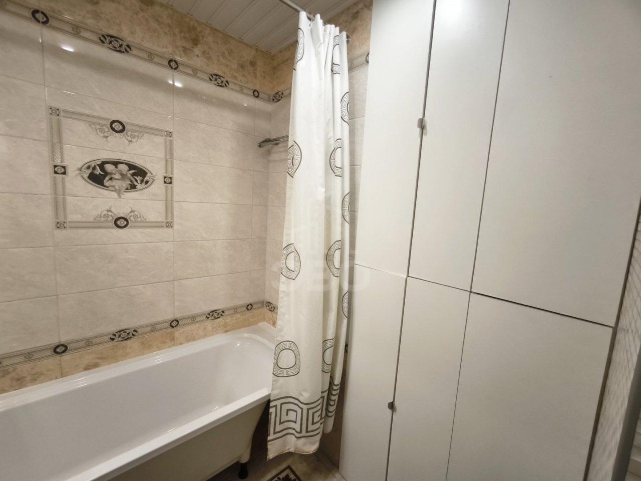 двухкомнатная квартира в Санкт-Петербурге по адресу: Фёдора Абрамова ул., 21, к 3, строение 1