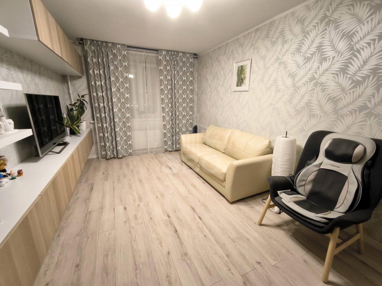 двухкомнатная квартира в Санкт-Петербурге по адресу: Фёдора Абрамова ул., 21, к 3, строение 1