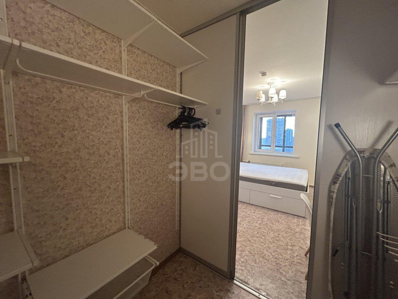 однокомнатная квартира в Санкт-Петербурге по адресу: Михаила Дудина ул., 25, к 1