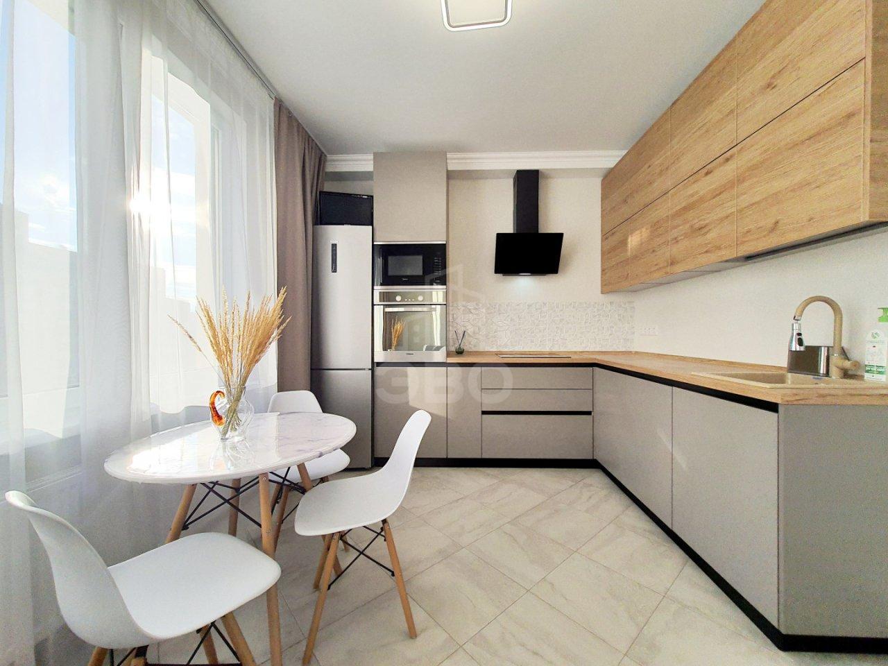 однокомнатная квартира в Санкт-Петербурге по адресу: Измайловский б-р., 4, к 1