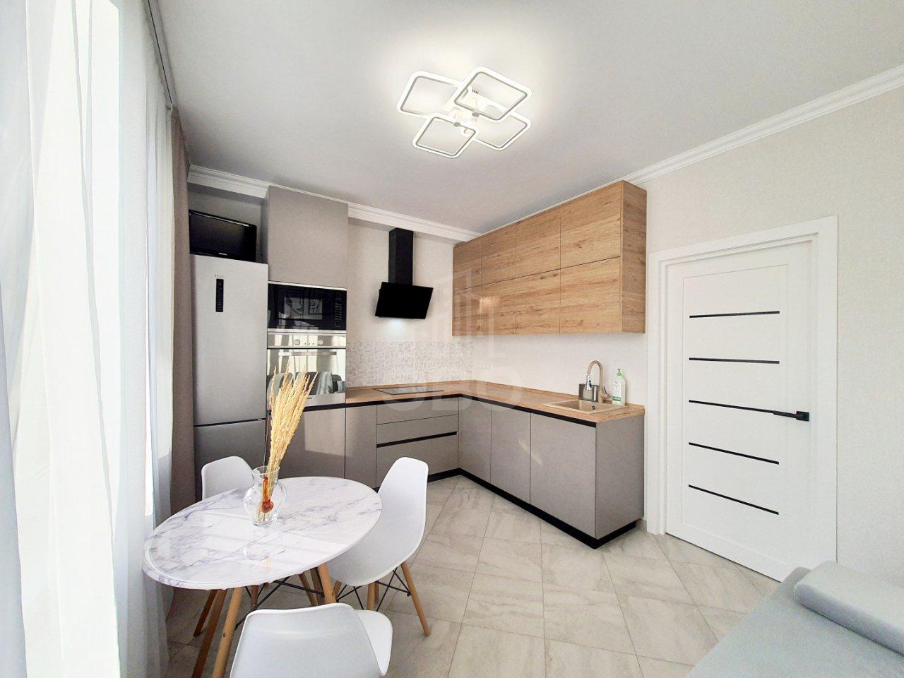 однокомнатная квартира в Санкт-Петербурге по адресу: Измайловский б-р., 4, к 1