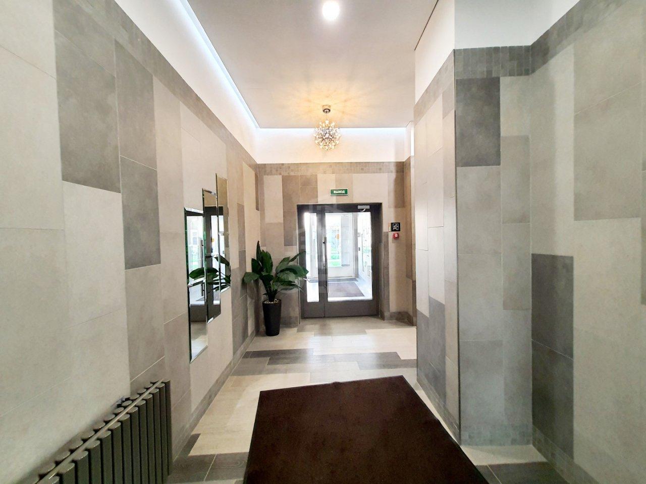 однокомнатная квартира в Санкт-Петербурге по адресу: Измайловский б-р., 4, к 1