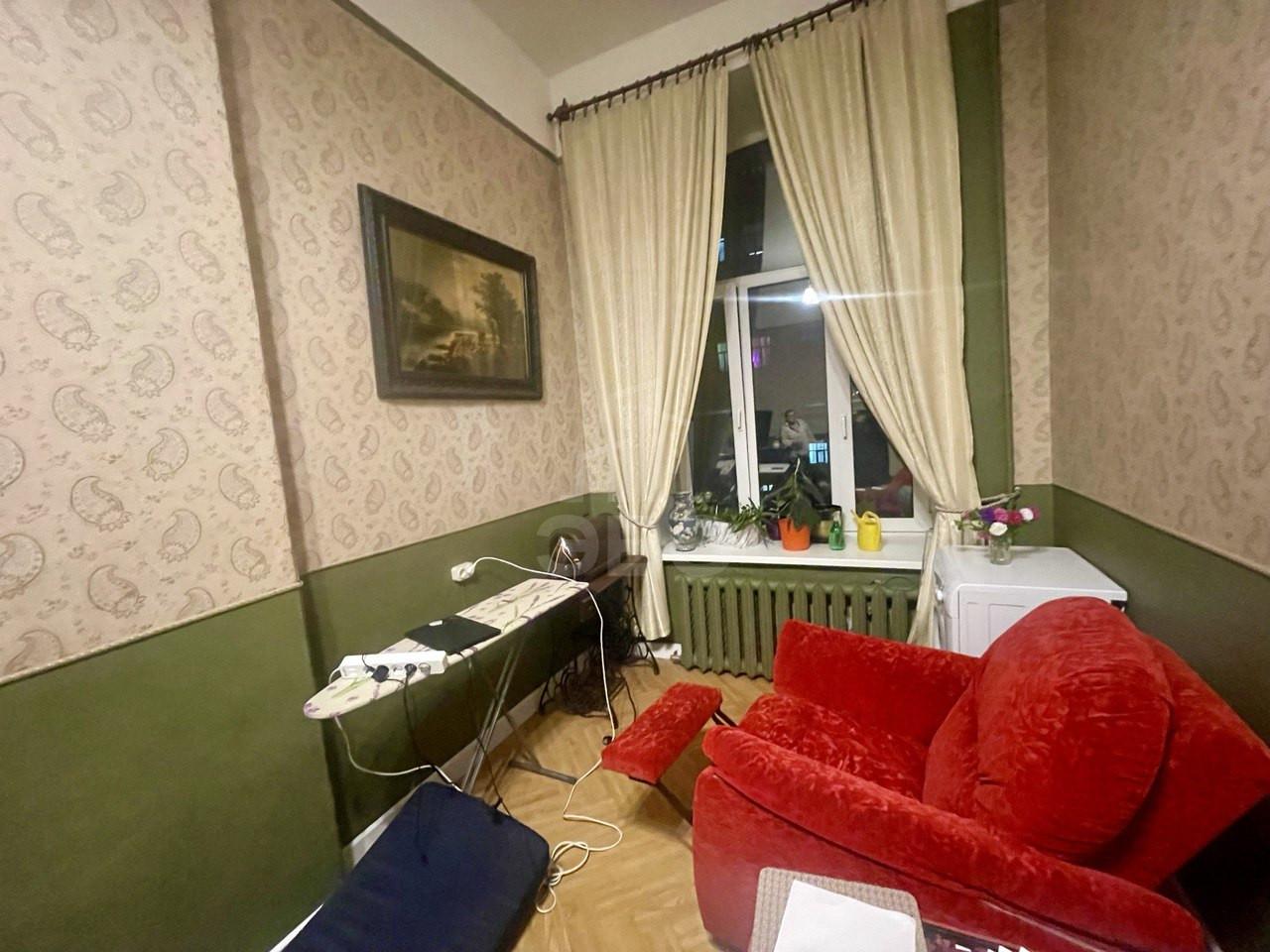 двухкомнатная квартира в Санкт-Петербурге по адресу: Средний В.О. проспект, 35