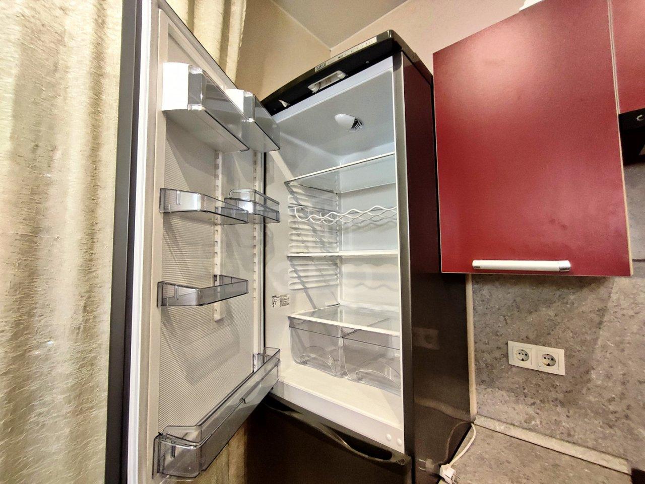 однокомнатная квартира в Санкт-Петербурге по адресу: Королёва проспект, 73