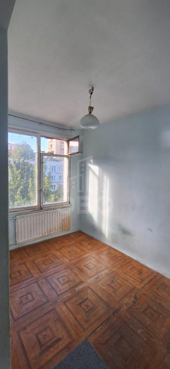 четырехкомнатная квартира в Санкт-Петербурге по адресу: Ленинский проспект, 129, к 4, литера А