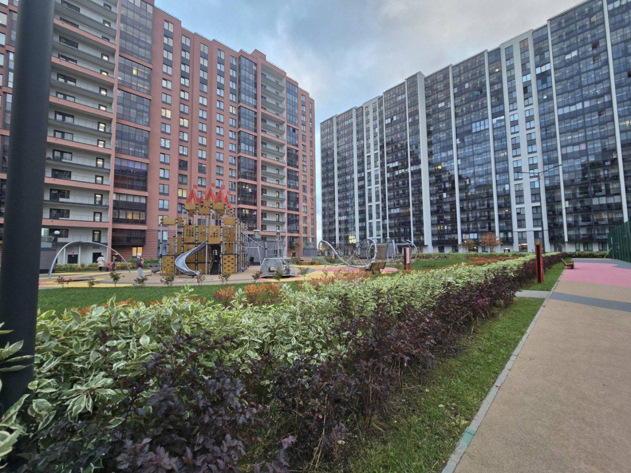 двухкомнатная квартира в Санкт-Петербурге по адресу: Арцеуловская аллея, 15