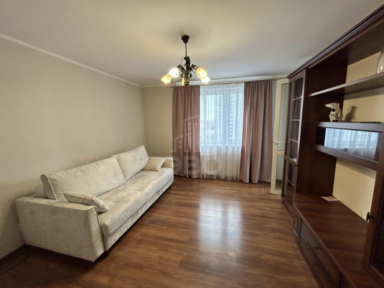 двухкомнатная квартира в Санкт-Петербурге по адресу: Космонавтов проспект, 37