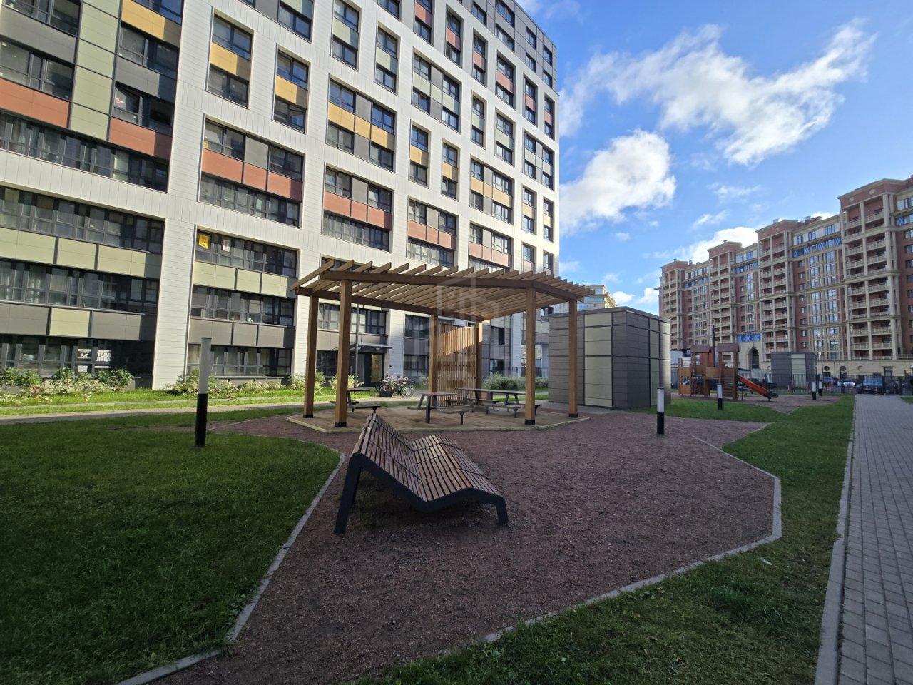 однокомнатная квартира в Санкт-Петербурге по адресу: Планерная ул., 87, к 1