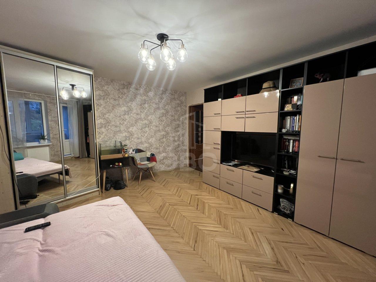 однокомнатная квартира в Санкт-Петербурге по адресу: Бухарестская ул., 23, к 2