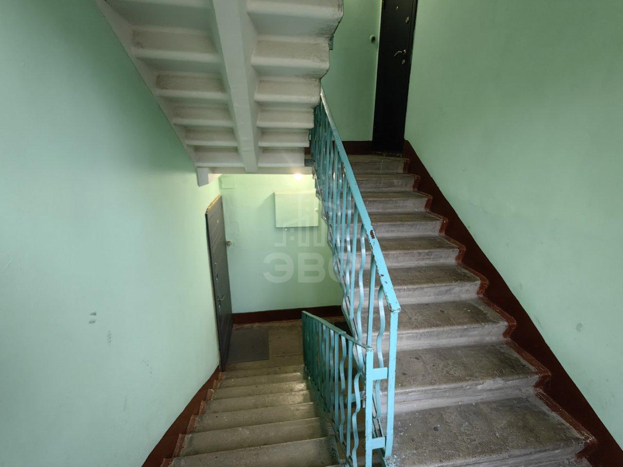 трехкомнатная квартира в Санкт-Петербурге по адресу: Новаторов б-р., 62