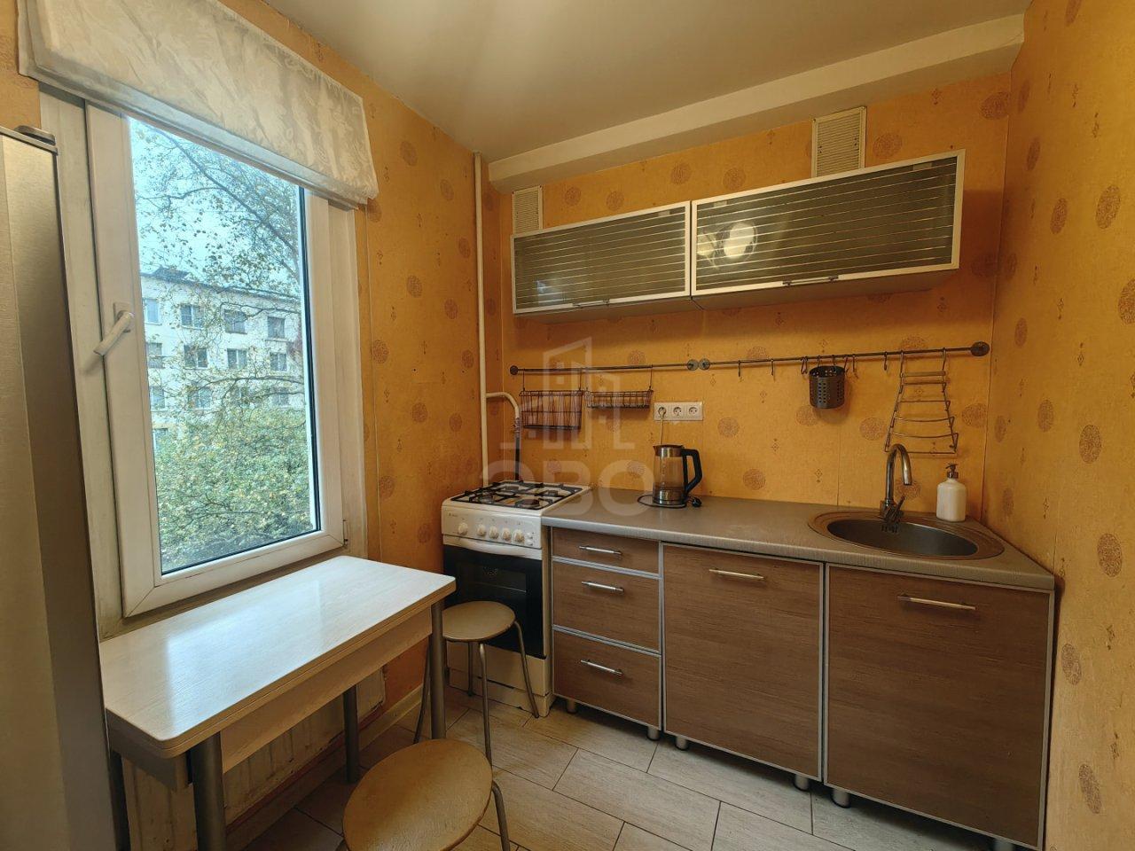 трехкомнатная квартира в Санкт-Петербурге по адресу: Новаторов б-р., 62